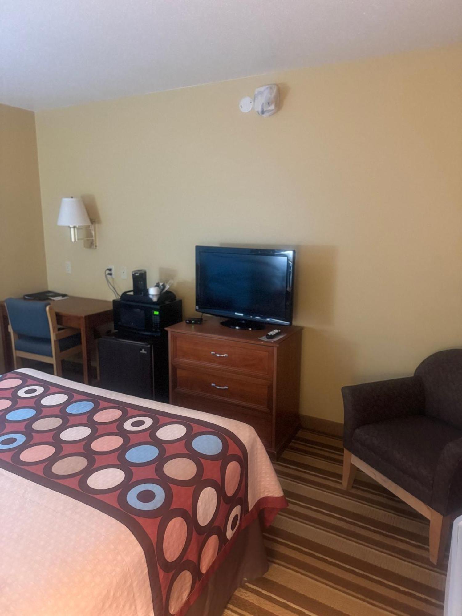 Super 8 By Wyndham Sparta Zewnętrze zdjęcie
